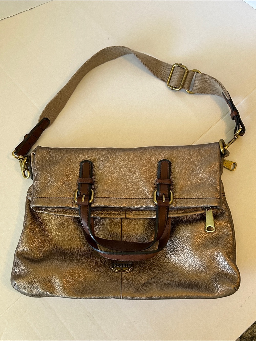 FOSSIL LARGE LEATHER BRONZE FOLDOVER TOTE CROSSBODY HOBO BAG
